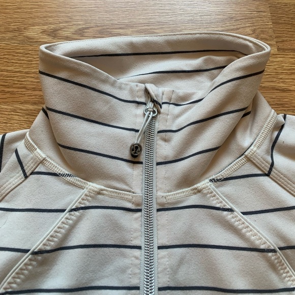 Lululemon Striped Full Zip Jacket | Off White & Black Stripes - Picture 6 of 10